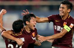 爱游戏网址 -新疆广汇发布备战花絮，国际比赛日门线救险，中超任务艰巨，高层口径保持一致的简单介绍